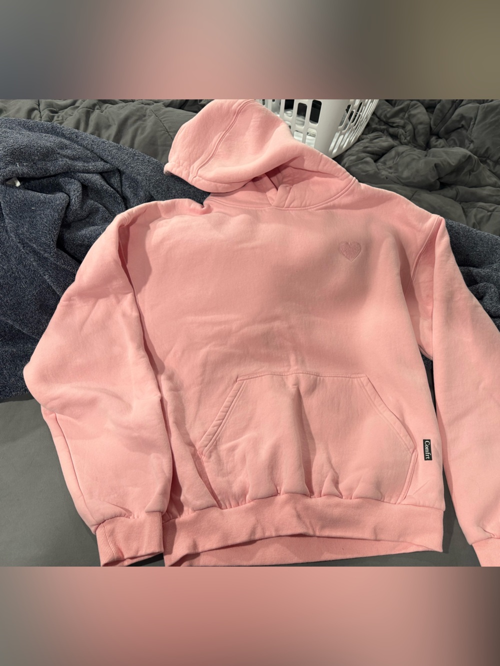 Women's Pastel Pink Hooded Pullover Sweatshirt with Subtle Heart Detail